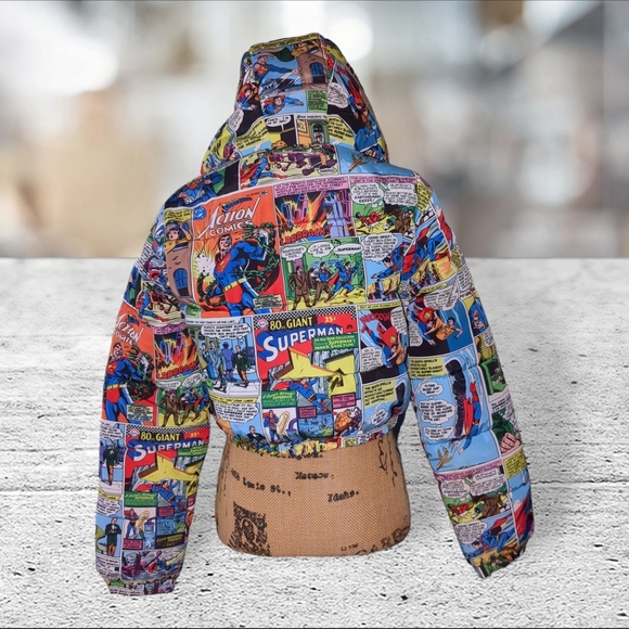 Forever 21 hooded DC comic Book jacket/hoodie/puffer coat size M🎉hp🎉 - Picture 5 of 15